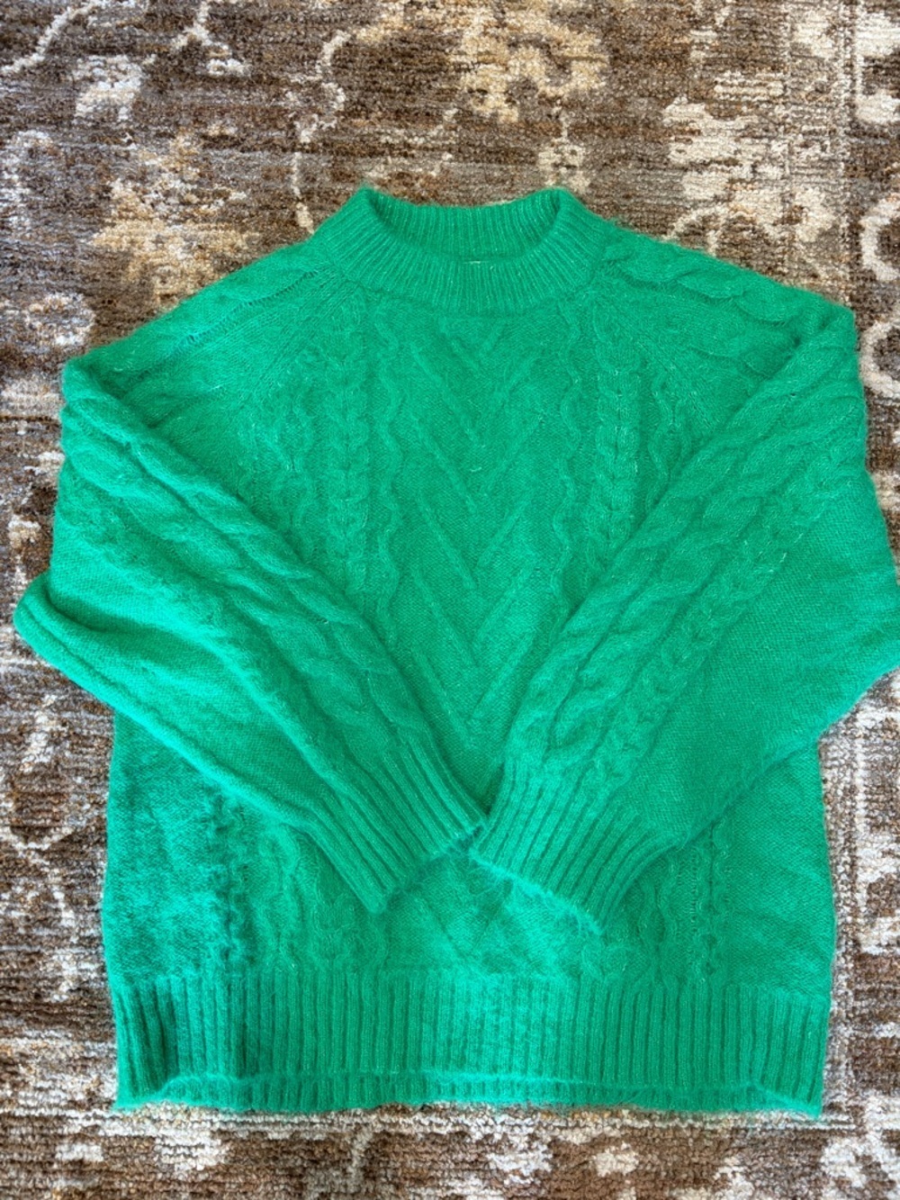 Topshop knitted fluffy cable crew jumper in green - Picture 2 of 7